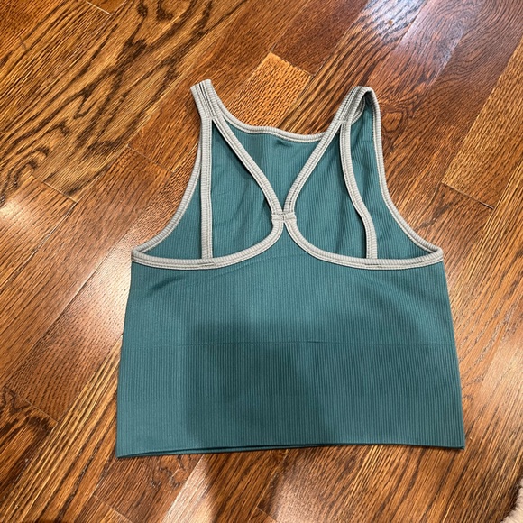 NWT athleta aurora high neck tank top - Picture 2 of 2